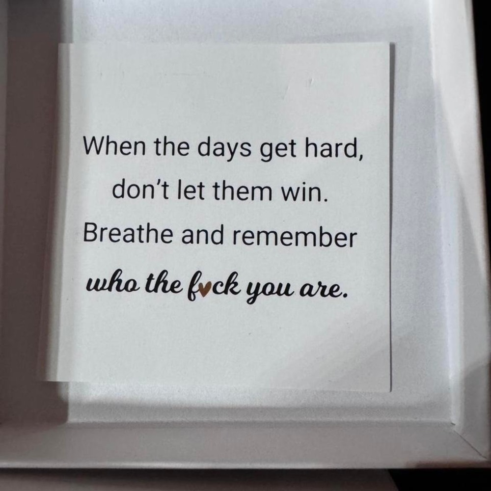 Engraved "Don't let the hard days win" adjustable bracelet NWT - Picture 3 of 5